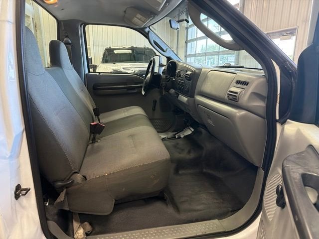 2007 Ford Super Duty F-350 SRW XL