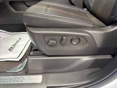 2025 Chevrolet Silverado 3500 HD High Country
