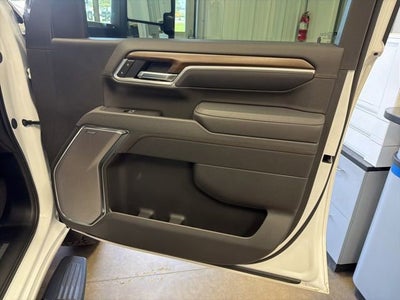 2025 Chevrolet Silverado 3500 HD High Country