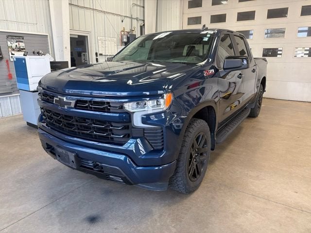 Used 2022 Chevrolet Silverado 1500 RST with VIN 1GCUDEEL8NZ540026 for sale in Paynesville, Minnesota