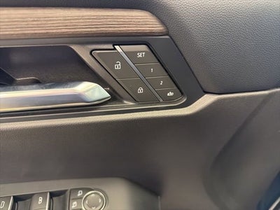 2025 GMC Acadia Denali