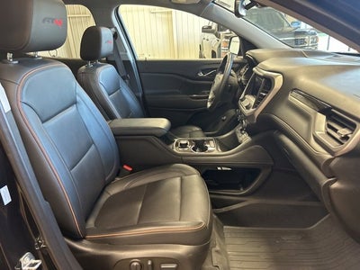 2022 GMC Acadia AT4