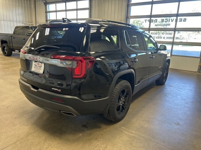 2022 GMC Acadia AT4
