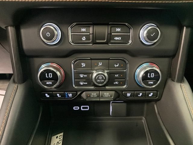 2024 GMC Yukon AT4