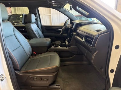 2025 GMC Yukon AT4