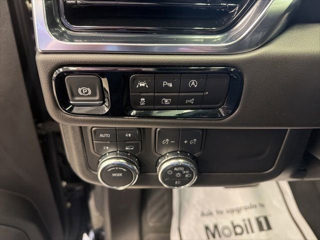 2025 GMC Yukon XL Elevation