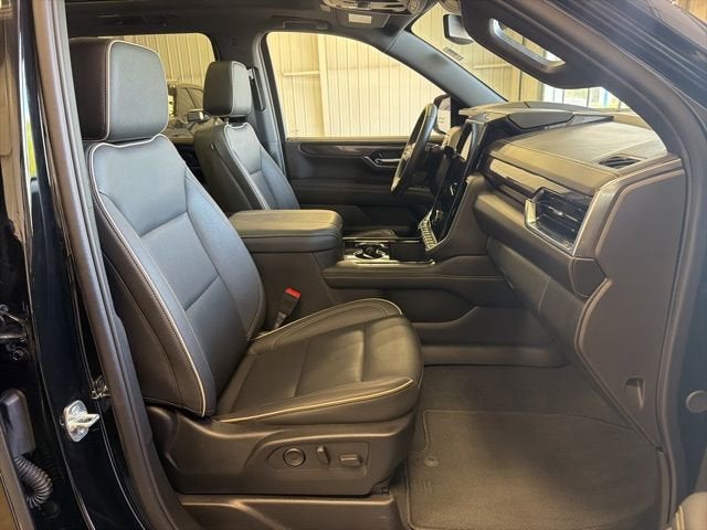 2025 GMC Yukon XL Elevation