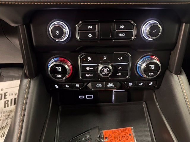 2023 GMC Yukon XL AT4