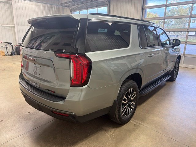 2023 GMC Yukon XL AT4