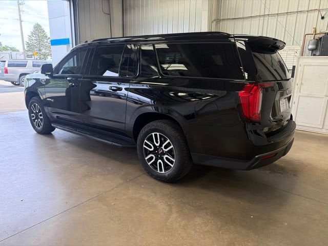 2024 GMC Yukon XL AT4