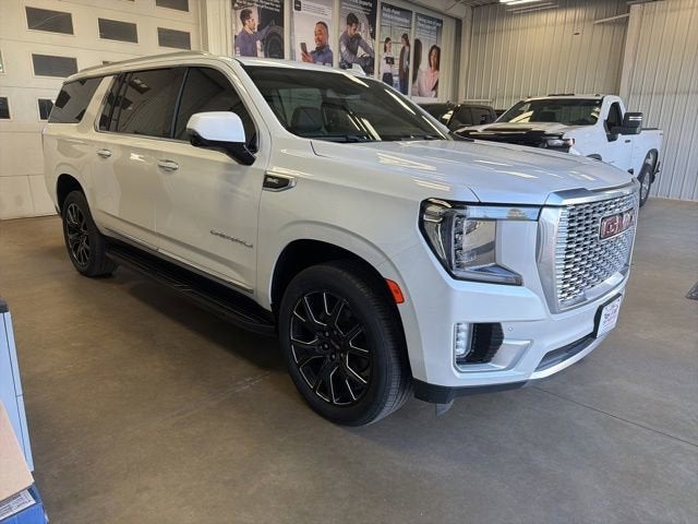 2023 GMC Yukon XL Denali