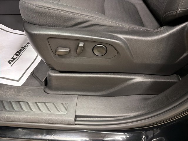 2024 Chevrolet Suburban LS