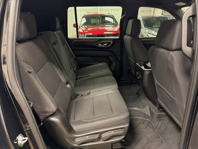 2024 Chevrolet Suburban LS