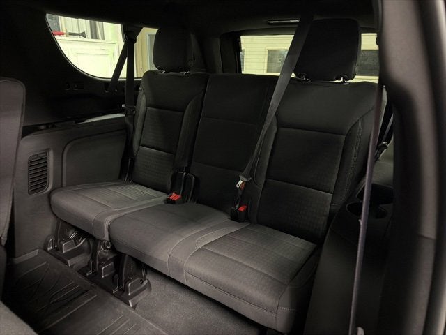 2024 Chevrolet Suburban LS