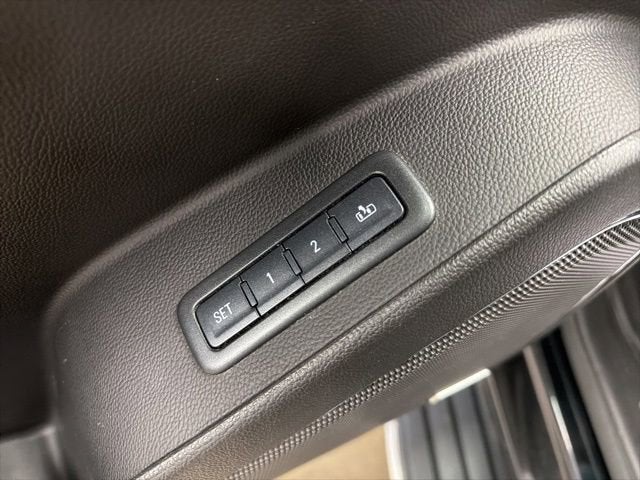 Used 2016 Chevrolet Tahoe LTZ with VIN 1GNSKCKC4GR182276 for sale in Paynesville, Minnesota