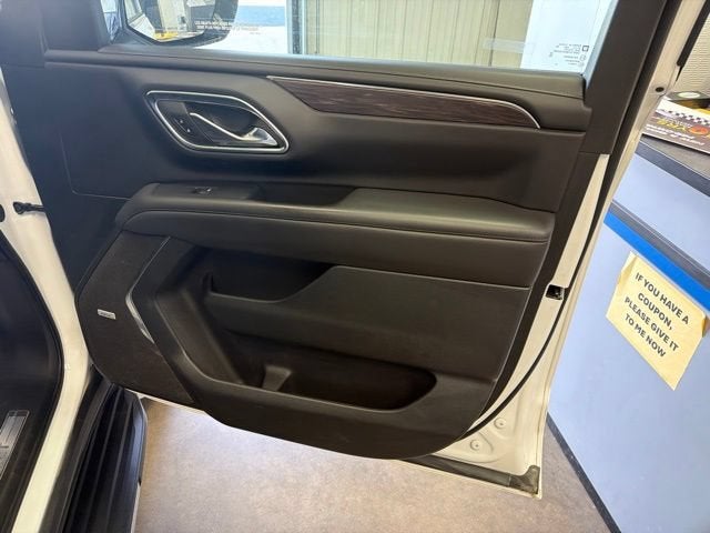 2024 Chevrolet Suburban LT