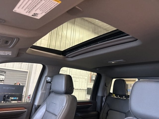 2025 GMC Sierra 3500 HD Denali DRW