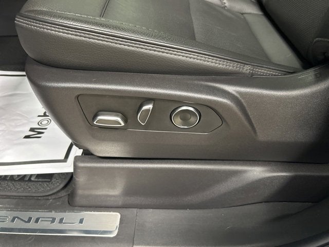 2025 GMC Sierra 3500 HD Denali