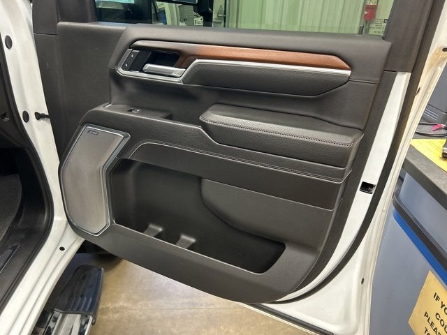 2025 GMC Sierra 3500 HD Denali