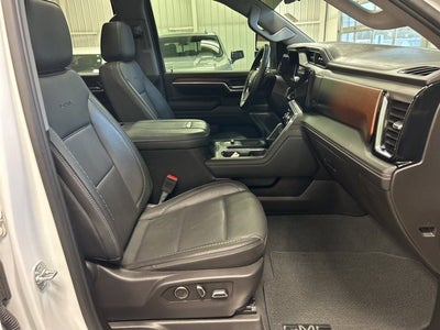 2025 GMC Sierra 3500 HD Denali