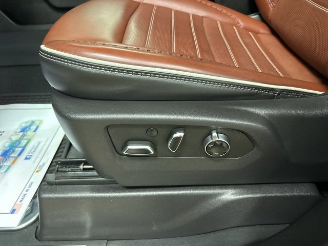 2025 GMC Sierra 3500 HD Denali Ultimate