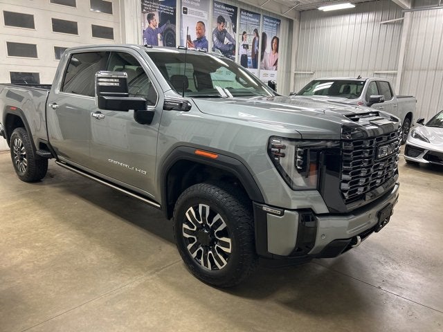 2025 GMC Sierra 3500 HD Denali Ultimate