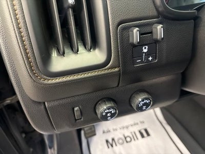 2022 GMC Canyon 4WD AT4 w/Cloth