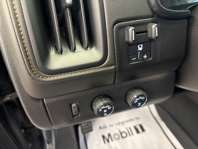 2022 GMC Canyon 4WD AT4 w/Cloth
