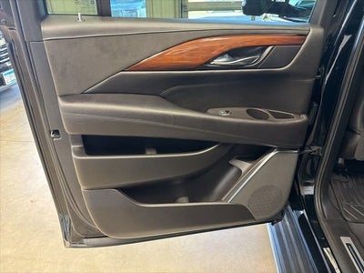 2016 Cadillac Escalade ESV Luxury Collection