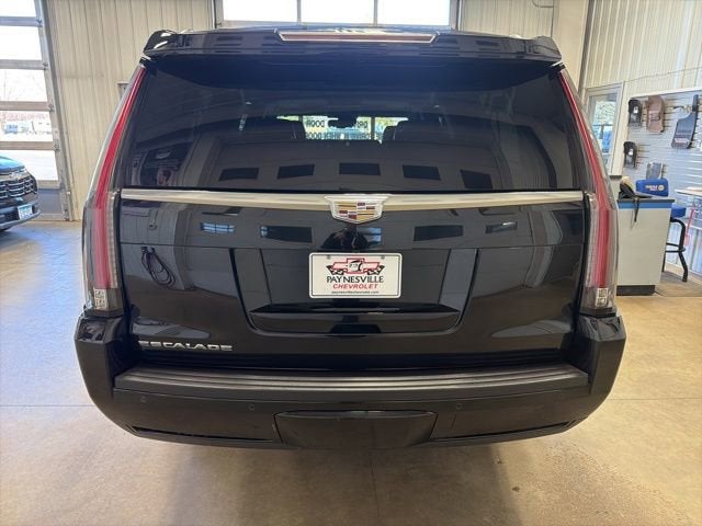 2016 Cadillac Escalade ESV Luxury Collection