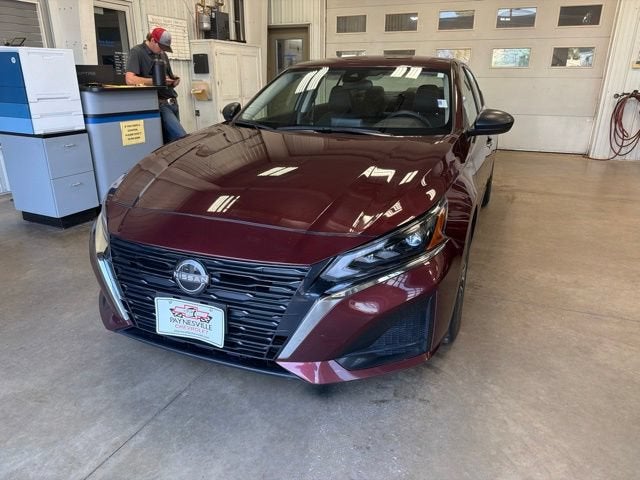 Used 2024 Nissan Altima SV with VIN 1N4BL4DV1RN358372 for sale in Paynesville, Minnesota