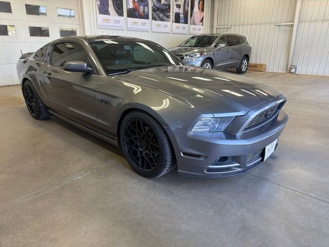 2013 Ford Mustang V6