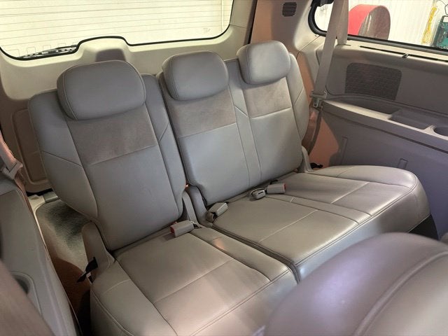 2008 Chrysler Town & Country Limited