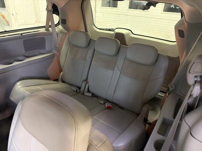 2008 Chrysler Town & Country Limited