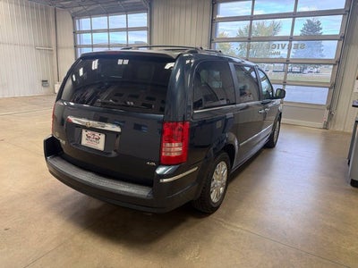 2008 Chrysler Town & Country Limited
