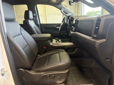 2025 Chevrolet Silverado 3500 HD LTZ
