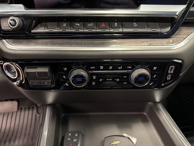 2025 Chevrolet Silverado 3500 HD LTZ