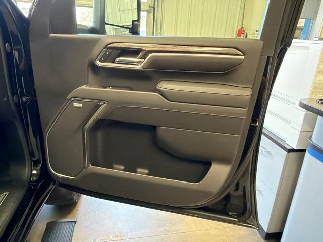 2025 Chevrolet Silverado 3500 HD LTZ