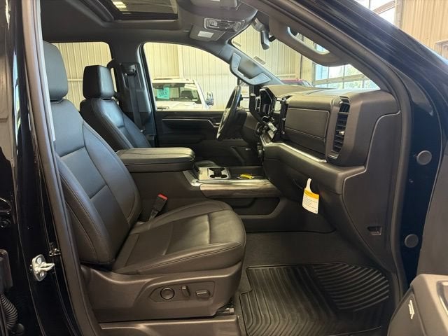 2025 Chevrolet Silverado 3500 HD LTZ