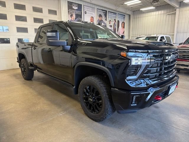 2025 Chevrolet Silverado 3500 HD LTZ
