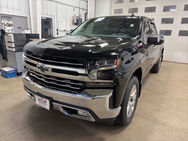Used 2019 Chevrolet Silverado 1500 LTZ with VIN 3GCUYGEL5KG121465 for sale in Paynesville, Minnesota