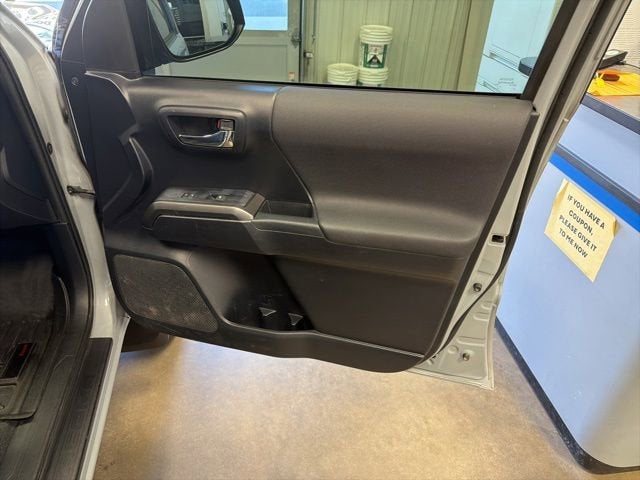2019 Toyota Tacoma 4WD SR