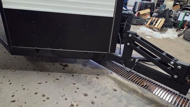 2022 GLACIER 17RD 8x17 LT