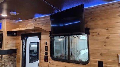 2022 GLACIER 17RD 8x17 LT