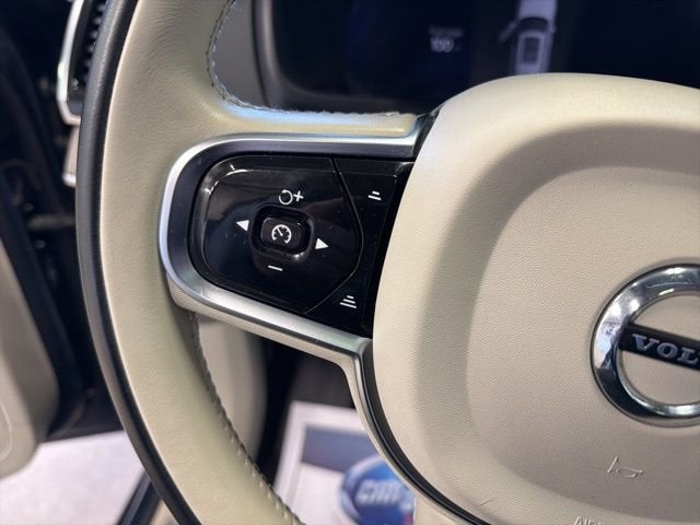 2023 Volvo XC90 Plus