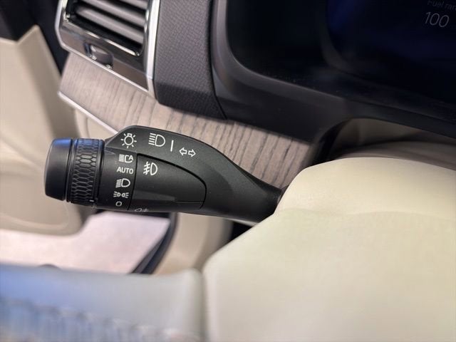 2023 Volvo XC90 Plus