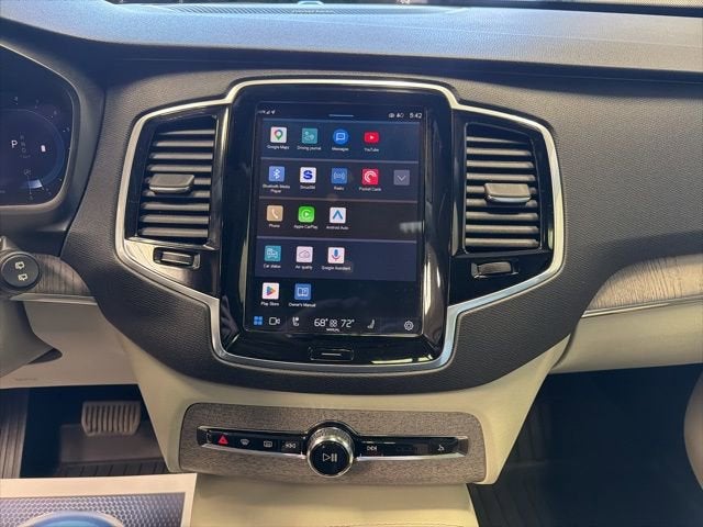 2023 Volvo XC90 Plus