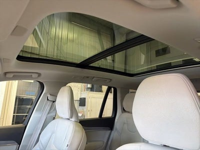 2023 Volvo XC90 Plus