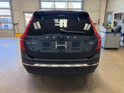 2023 Volvo XC90 Plus