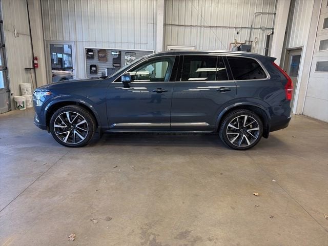 2023 Volvo XC90 Plus